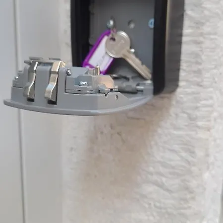 Ellamar Center 2 아파트 *